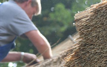 professional Aythorpe Roding thatchers